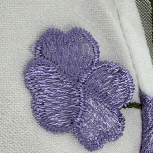 Classic Floral Appliqué Bodycon Fitted Party Occasion Dress - Picture 2 of 3